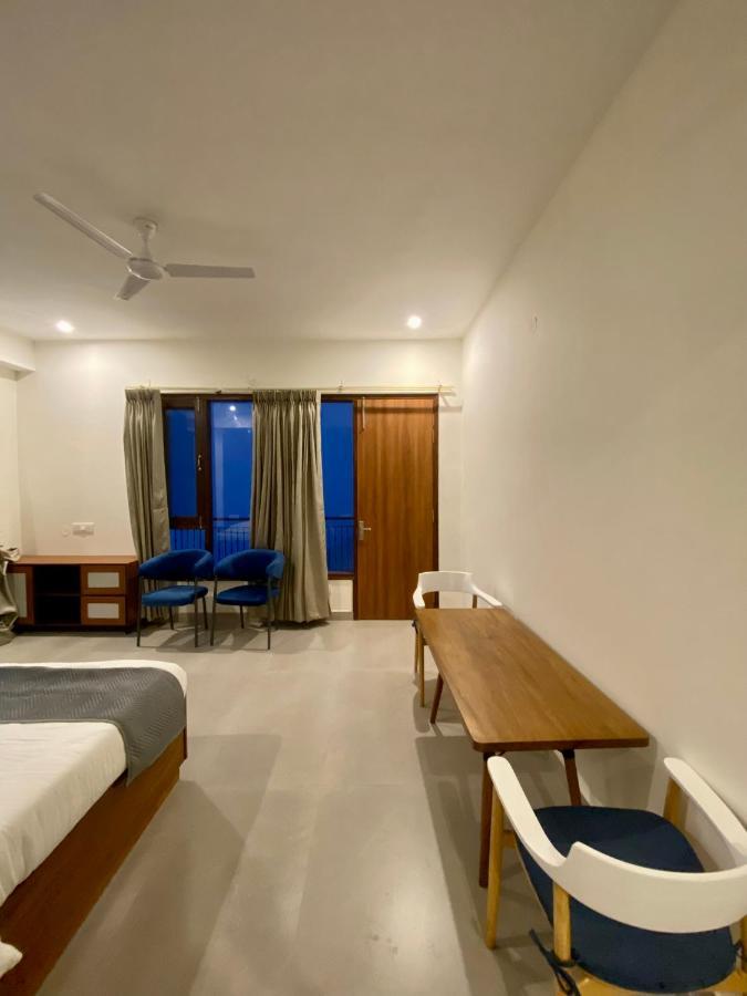 Windmill Inn Solan Екстер'єр фото
