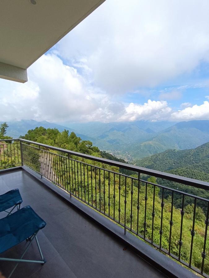 Windmill Inn Solan Екстер'єр фото